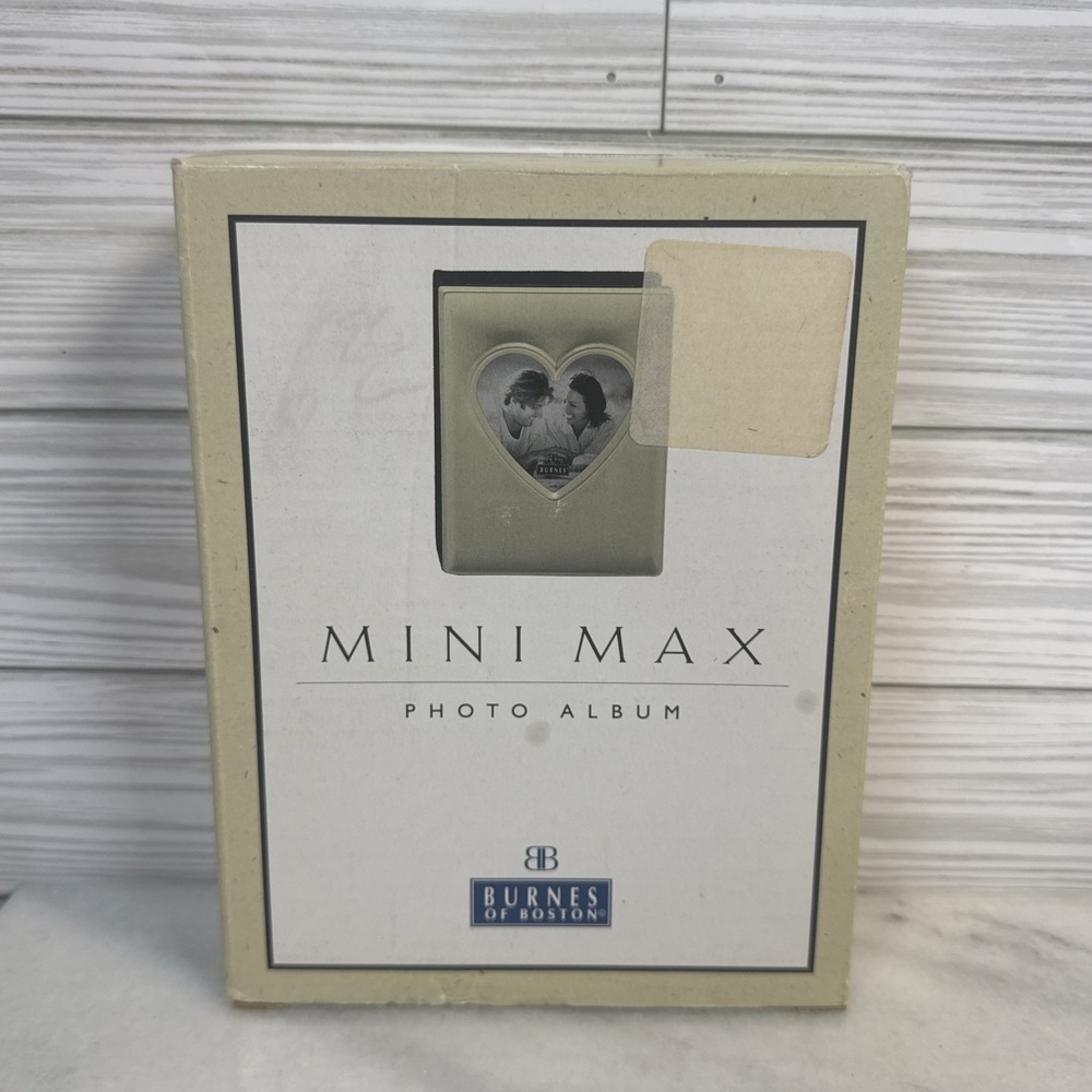 New Burnes of Boston Mini Max Photo Album Satin Heart 4x6 Wedding Gift